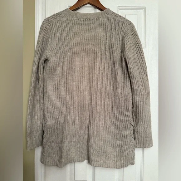 Love Ellie Taupe Cardigan Sweater large $78 Anthropologie - Picture 4 of 4